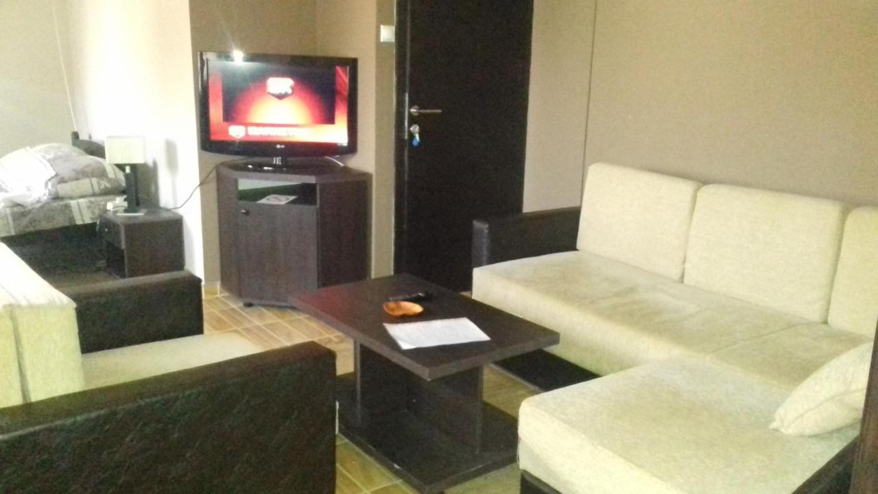 Asterix Rooms Leskovac  Kültér fotó